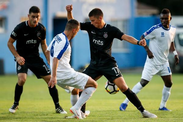 PARTIZAN ŠOKIRAN U SURDULICI: Katastrofalan novi početak Đukića u Superligi, istorijska pobeda Radnika! (VIDEO)