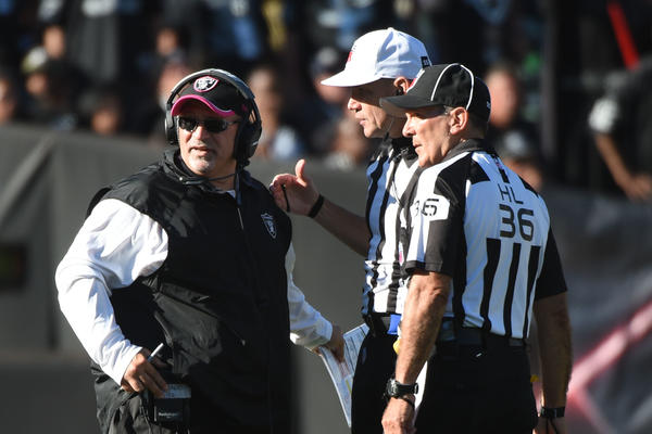 VELIKA TRAGEDIJA: Iznenada preminuo trener Minesote! Pustili ga iz bolnice, žena ga našla na podu u kući!