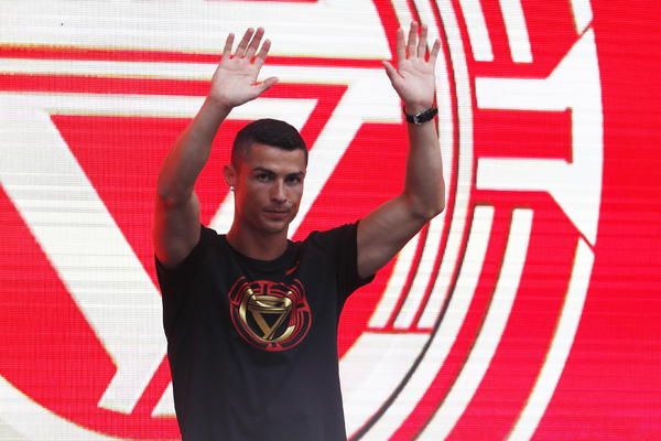 Ako je Drogba pola čovek-pola zver, šta je onda Kristijano Ronaldo? Ovo su rezultati njegovih medicinskih pregleda u Torinu - ZAISTA NESTVARNO! (FOTO)