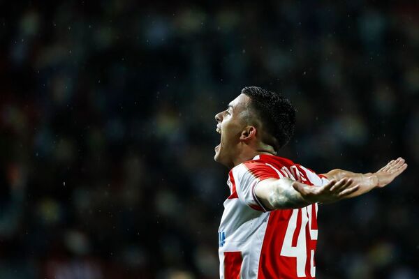 RADONJIĆ IDE: Učesnik Mundijala napušta Zvezdu, a poznato je i ko bi mogao da bude njegova zamena! (FOTO)