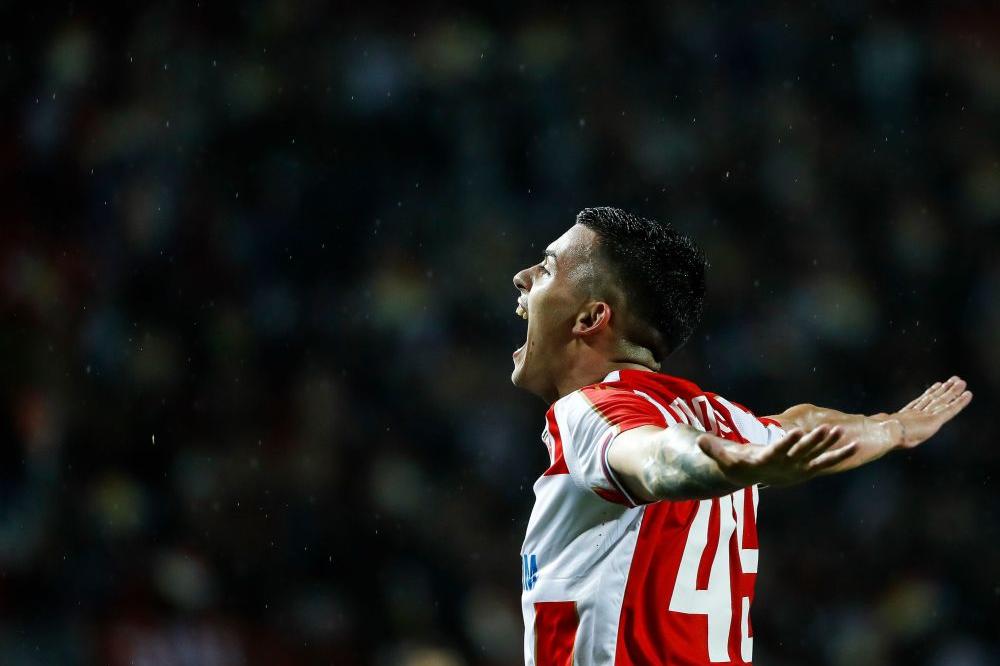 RADONJIĆ IDE: Učesnik Mundijala napušta Zvezdu, a poznato je i ko bi mogao da bude njegova zamena! (FOTO)