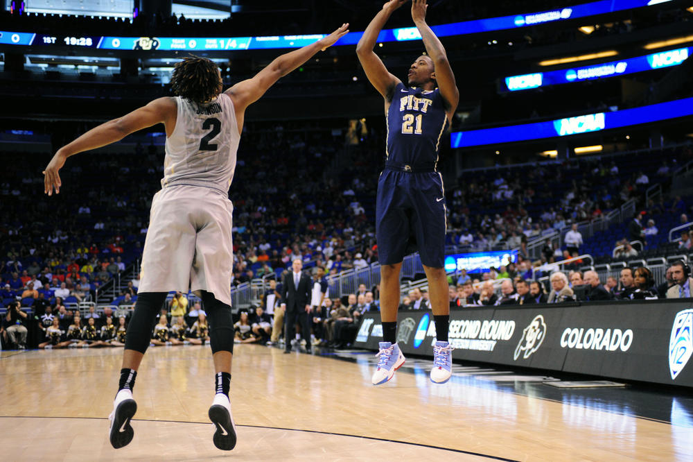 CEO KOŠARKAŠKI SVET GLEDA U NJEGA! Američki košarkaš postigao 71 poen!