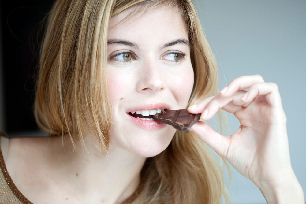 Crna, bela ili mlečna obično je omijena poslastica svim damama