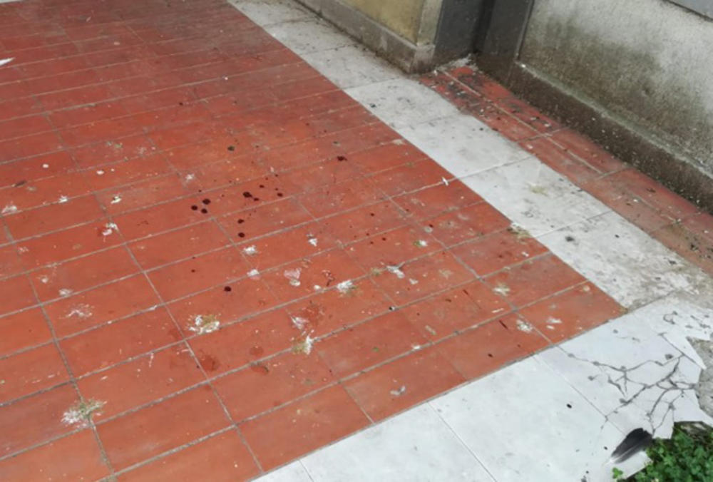 Tragovi krvi na mestu zločina    