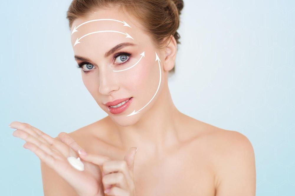 PROVERITE DA LI PRAVILNO NANOSITE KREMU NA LICE: Ovo je jedini način da zapravo IMA DEJSTVO!