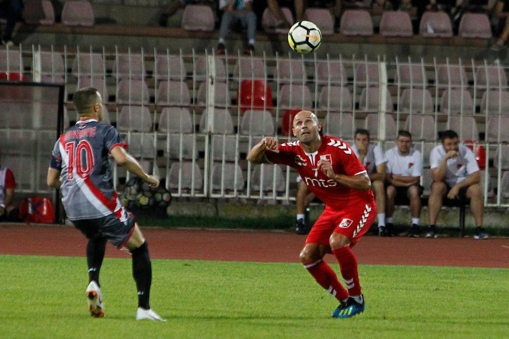 IZ KECA U DVOJKU U NOVOM SADU: Može Radnički i bez Lalata, Nišlije za minut do pobede penalom i autogolom!