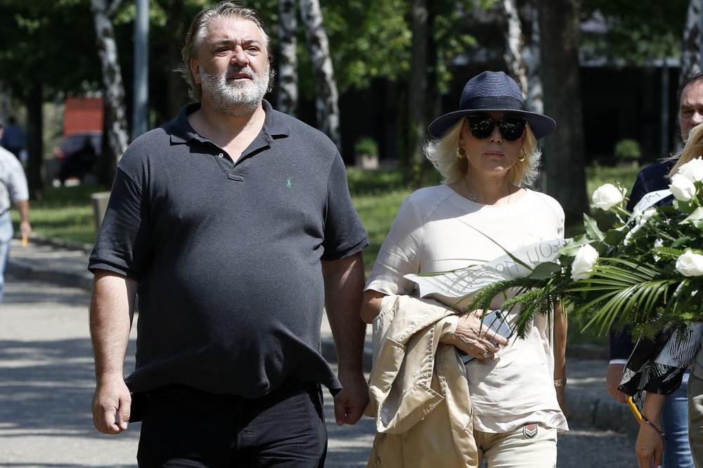 SVI ZNATE KAKO SADA IZGLEDA BRENIN BOBA ALI NEKADA JE BILO SVE DRUGAČIJE! Ostaćete nemi zbog OVE FOTKE iz mladosti!