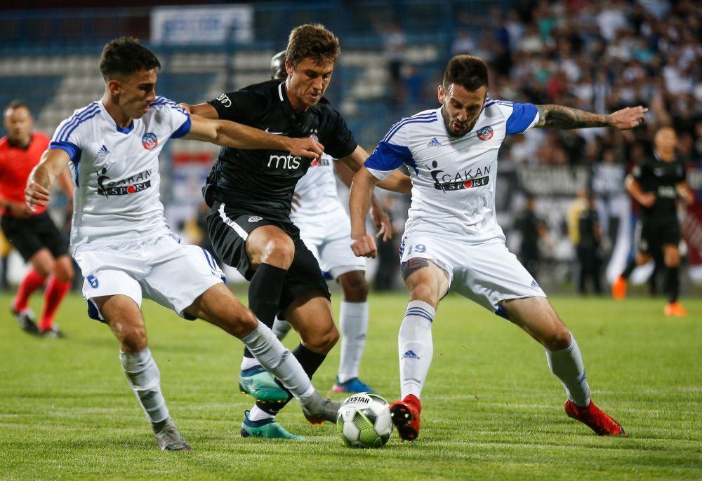 Nemanja Nikolić bi mogao da postane reprezentativac Crne Gore  