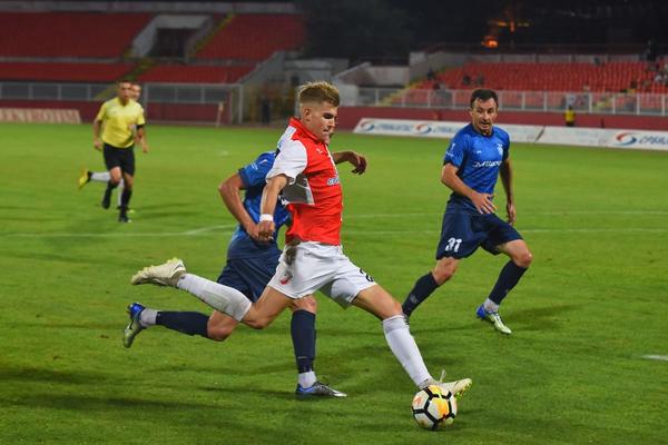 MILOJEVIĆEV SIN VODIO VOŠU DO ČETVRTFINALA: Lalatov Radnički dao 4 komada u prvom poluvremenu, šok na Banovom brdu!