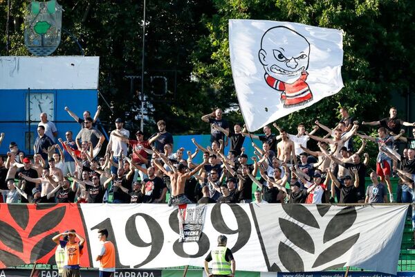 FIRMAŠI PREVARILI PRAVILA: Navijačima zabranjen ulaz na stadion, ali oni su ipak pronašli način!