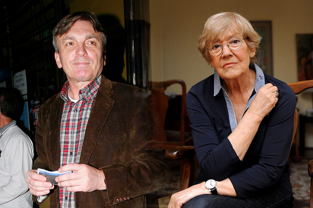 OPŠIRAN, AMBICIOZAN I ISPRAZAN DOKUMENT: Šta su još Vesna Pešić i Nenad Prokić rekli o programu u 30 tačaka Saveza za Srbiju?