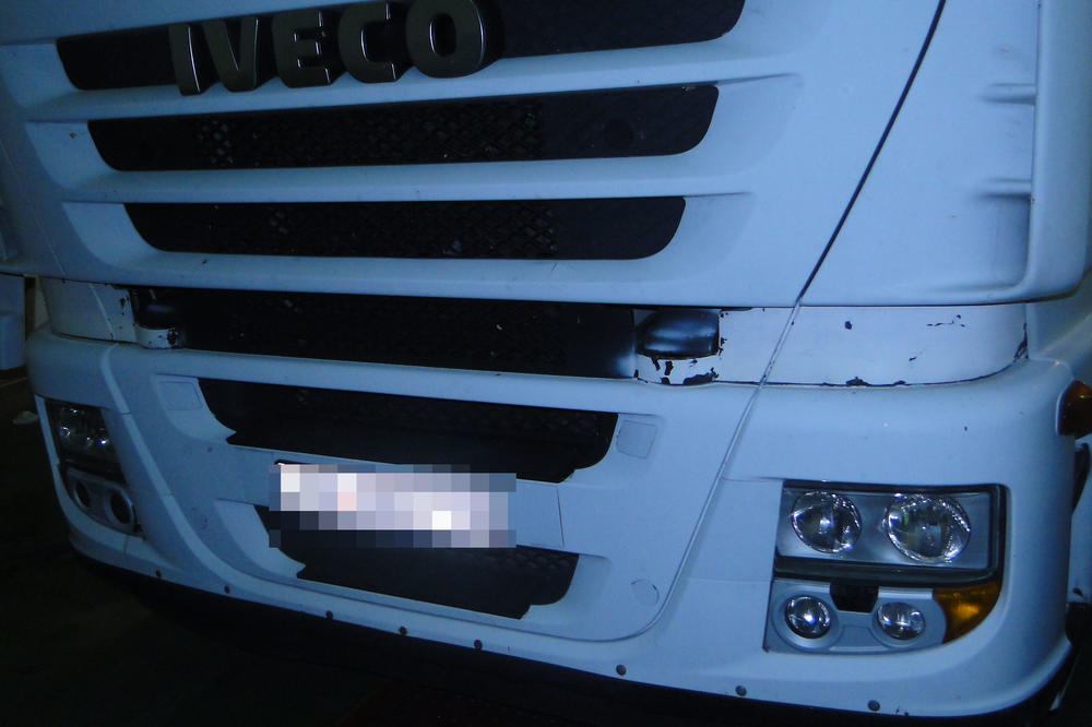 SRPSKIM CARINICIMA BIO JE SUMNJIV HRVATSKI KAMION: Kad su ga pregledali, NISU MOGLI DA VERUJU ŠTA VIDE!