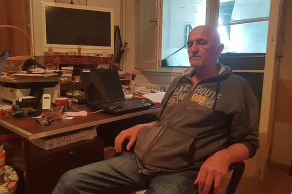 DRAGAN ČOLOVIĆ OSTAJE U STANU: Odloženo iseljenje u Ustaničkoj 244! (FOTO)