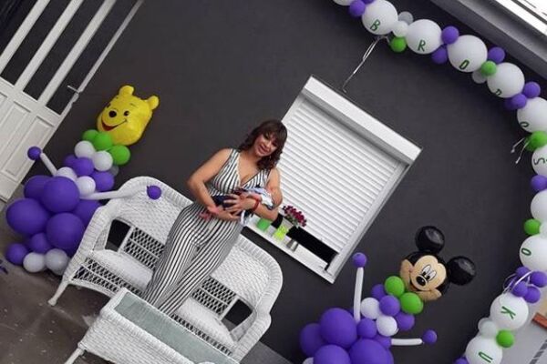 ŽELJKO, DOBRO DOŠAO KUĆI: Miljana izašla iz porodilišta, a sa pratiocima na Instagramu je podelila DIRLJIV TRENUTAK! (FOTO)