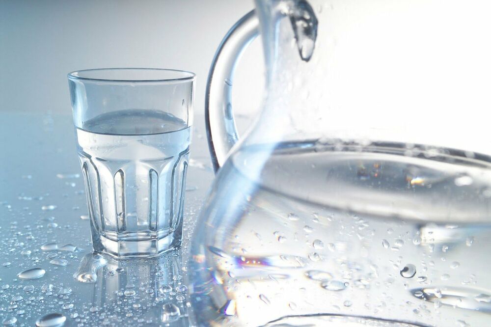 Dehidratacija je često uzrok mutne mokraće  