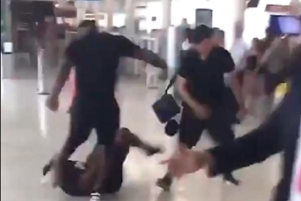 REPERI SE POTUKLI NA AERODROMU, IZAZVALI OPŠTI HAOS: Letovi odloženi, pala je KRV