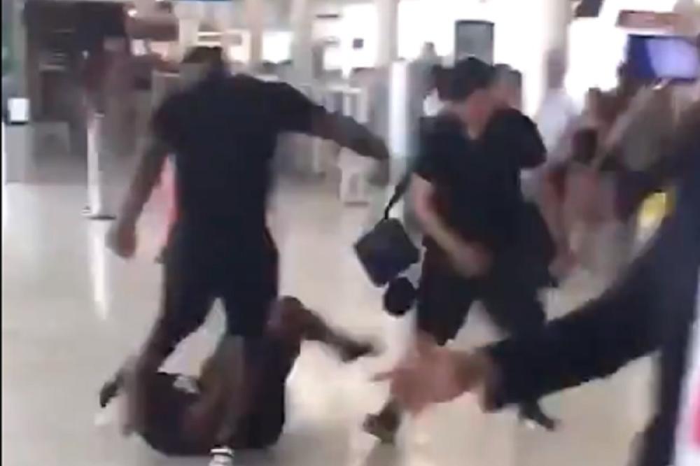 REPERI SE POTUKLI NA AERODROMU, IZAZVALI OPŠTI HAOS: Letovi odloženi, pala je KRV