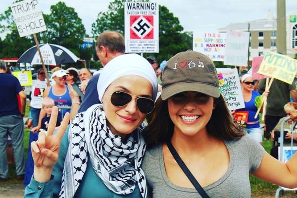 ISPOVEST BOSANKE KOJU SU NAPALI SIMPATIZERI TRAMPA JER JE BILA POKRIVENA: Neću da lažem, bilo je STRAŠNO, kao u utrobi neke zveri!