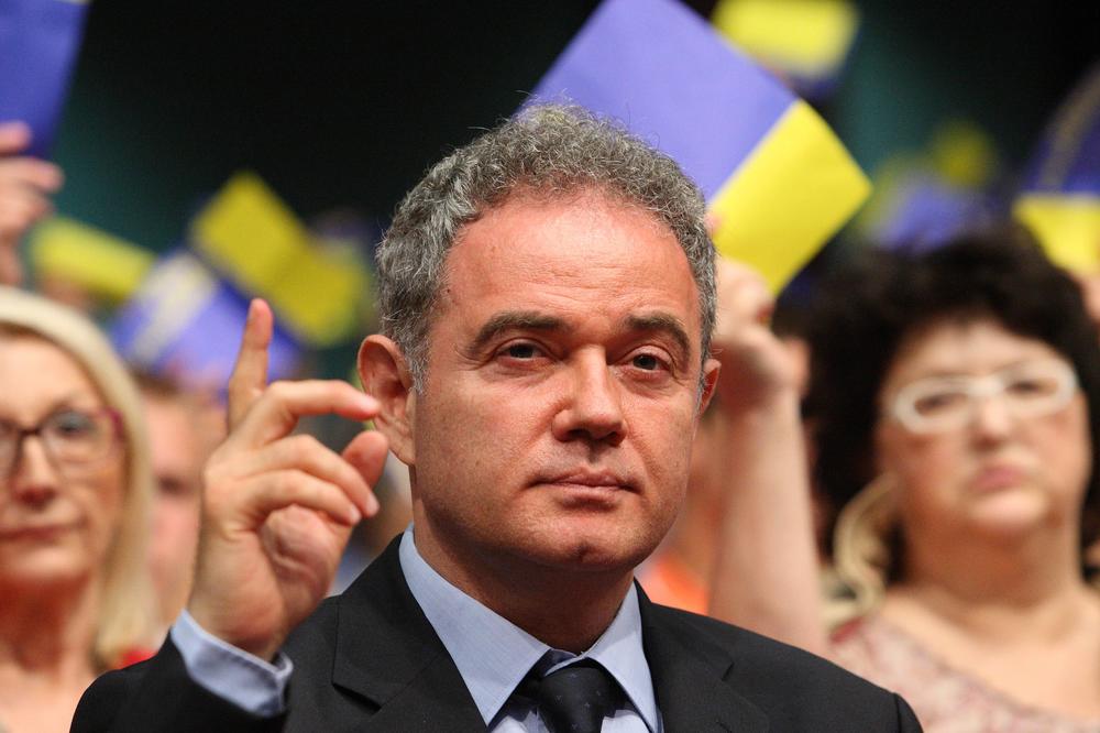 SPORAZUM SA NARODOM NEMA VEZE SA ONIM KOJI JE POTPISAO DOS! Lutovac objasnio bitnu razliku