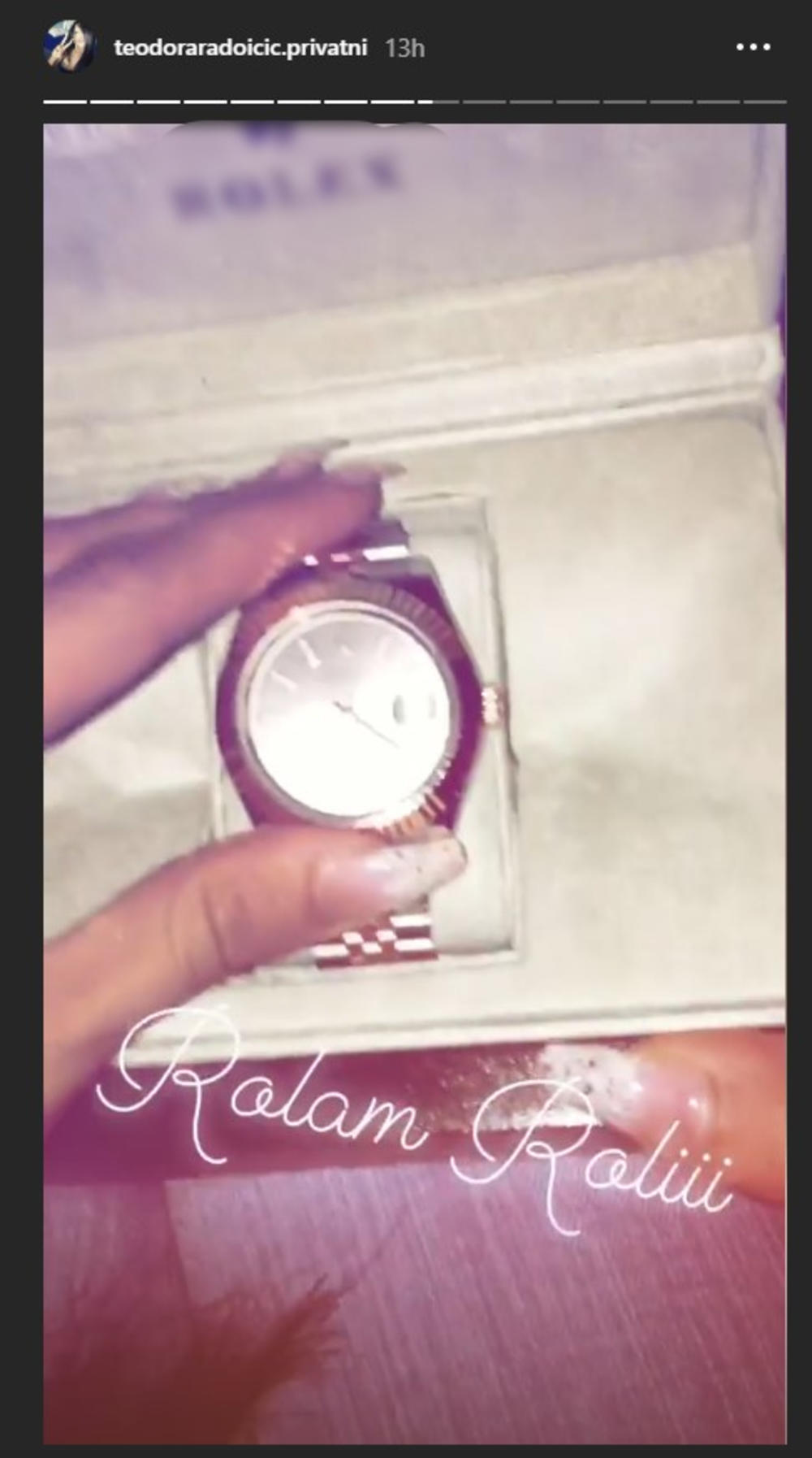 A tu je i skupoceni sat  