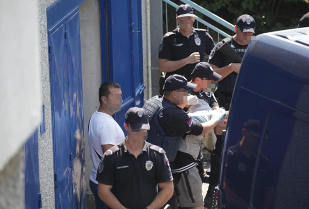 Policija ubacuje u maricu pohapšene huligane, pripadnike Torcide iz Splita  