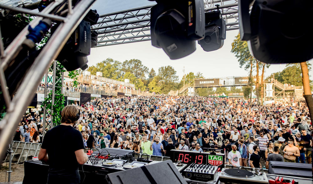 Atmosfera 2. dana Lovefest-a  