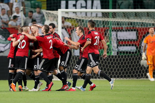 ZVEZDI OLAKŠAN POSAO ZBOG SVAĐE SA TRENEROM! Ponajbolji igrač Spartak Trnave nije došao u Beograd! (FOTO)