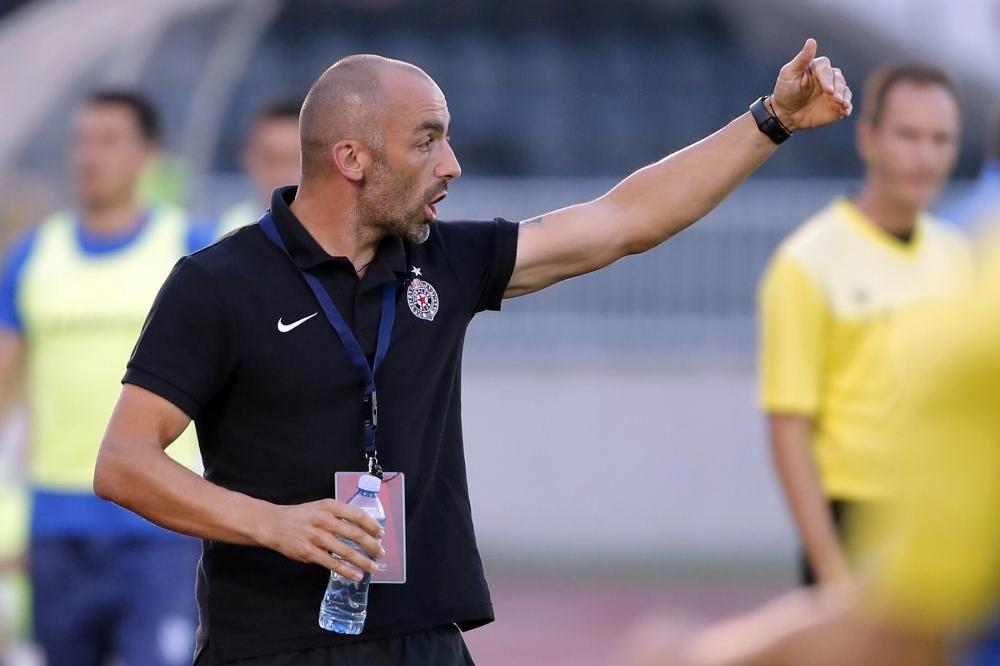 NOVINAR PITAO LAZETIĆA ZA SVAĐU SA NIKOLIĆEM: Da li ste zadovoljni odgovorom Partizanovog trenera?