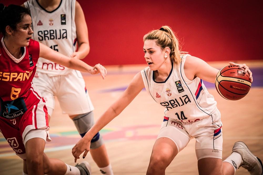 Sjajna Jelena Mitrović