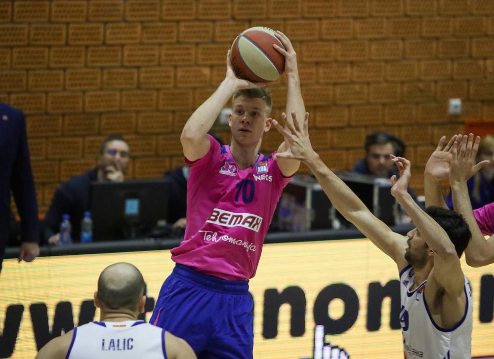 Meč Mega Bemaks - Kentaki prenosiće ESPN i Arena sport  