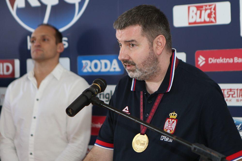 Aleksandar Bućan, selektor zlatnih 'Orlića