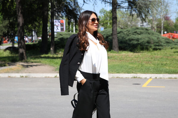 OVO JE CECINA OAZA MIRA: Ražnatovićeva po prvi put pokazala kako uživa! Ovo joj je dovoljno za SREĆU!