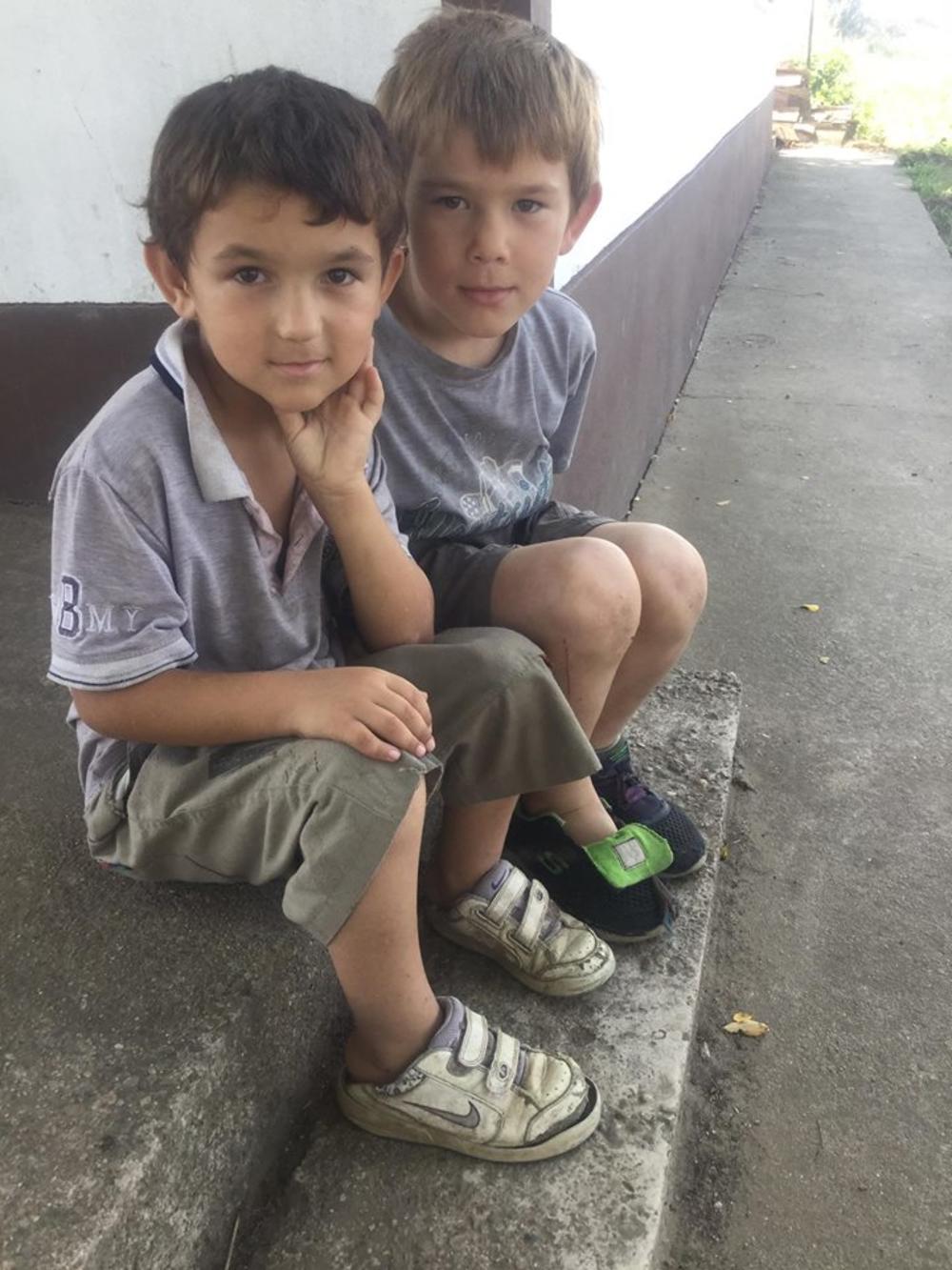  Jovan (5) i Ivan (7)   