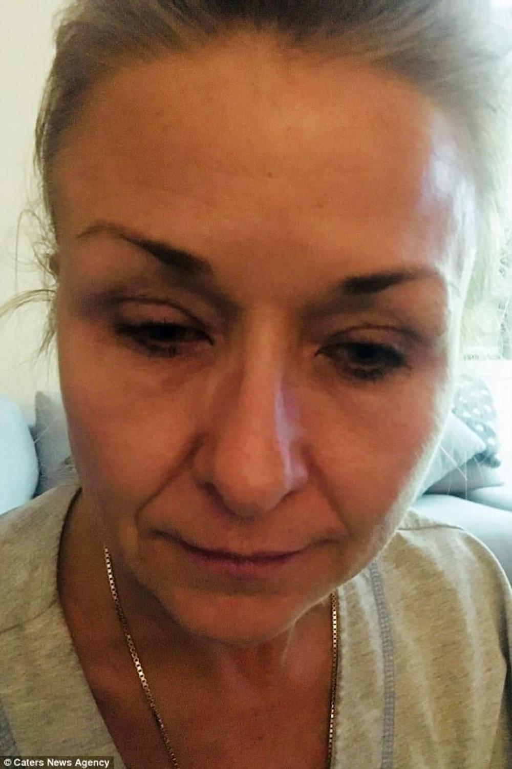 25 godina nije skidala maskaru