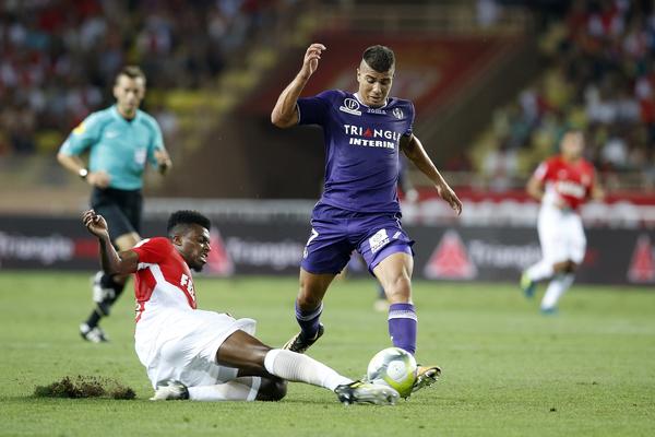NABO TRENERA, POŠIBAO SE SA BAJKEROM, A SAD PREBIO DVOJICU SAIGRAČA: Topla preporuka - ovaj haos od igrača nikako ne dovodite?! (FOTO) (VIDEO)