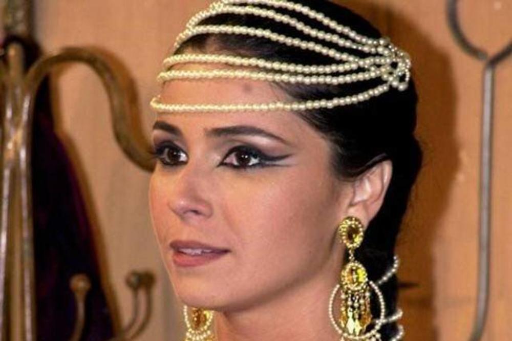 SRBI SU OBOŽAVALI DA GLEDAJU ČUVENU ŽADE: Danas je u 5. deceniji, a evo kako izgleda 17 GODINA posle emitovanja serije! (FOTO)