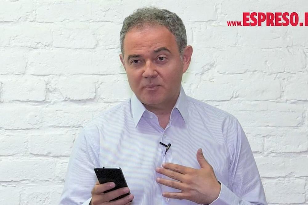 LUTOVAC JE HARIZMATIČAN KAO TIGANJ! Nebojša Krstić je živi dokaz da je GLUPOST BESKRAJNA! Espreso tviter novog lidera DS prosto morate da odgledate (VIDEO)