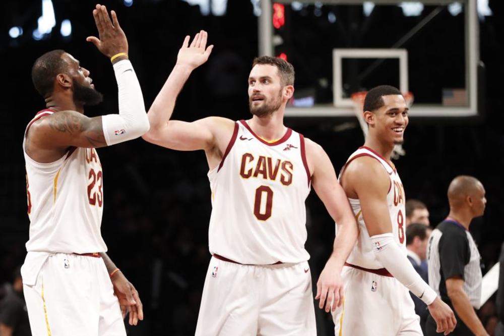 POTEZ KEVINA LAVA VREDAN DIVLJENJA: Donirao OGROMNU SVOTU NOVCA za borbu protiv koronavirusa - objasnio je i zašto!