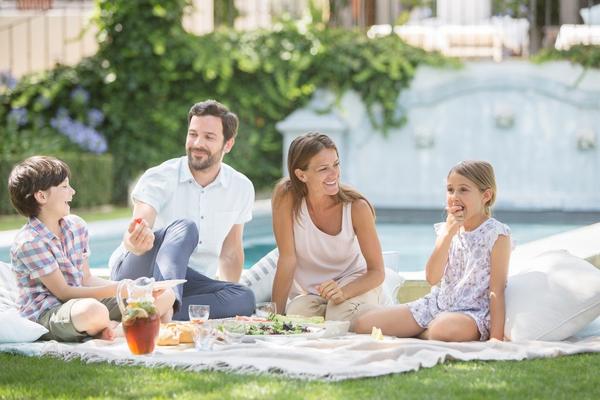 KONAČNO JE POZNATO ŠTA NASLEĐUJEMO OD MAME, A ŠTA OD TATE: Oba roditelja možete da krivite za visok holesterol, ali za jednu stvar samo oca