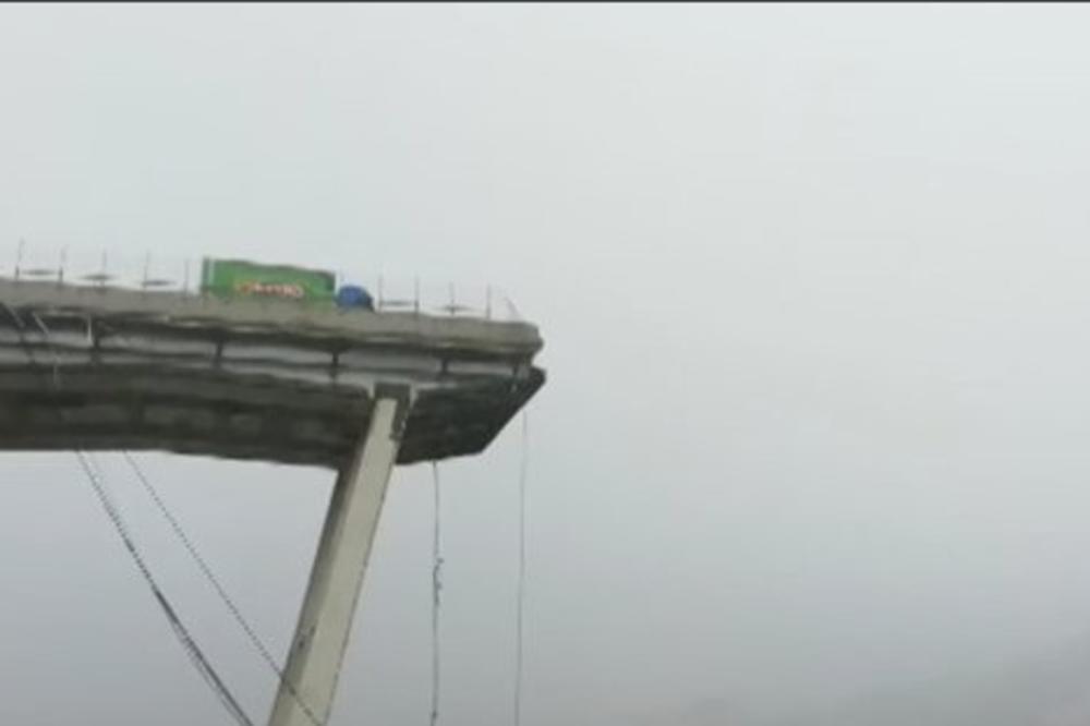 PRIZOR IZ ĐENOVE KOJI LEDI KRV U ŽILAMA: Samo ga je PAR METARA delilo od AMBISA na srušenom mostu! (FOTO)