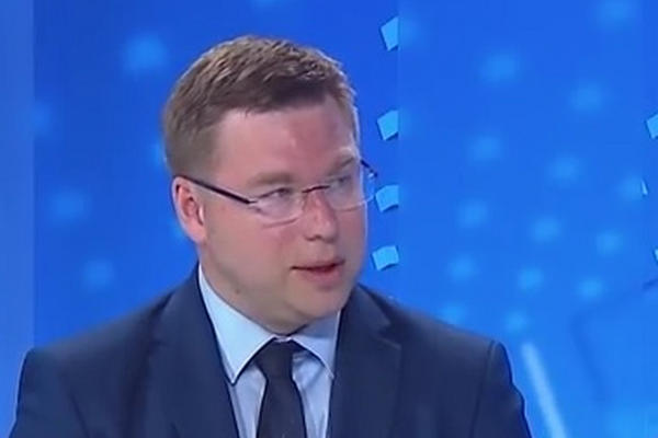 DRAMA NA PRIMORJU: Hrvatski ministar spasavao državljane Srbije uhvaćene u nevremenu