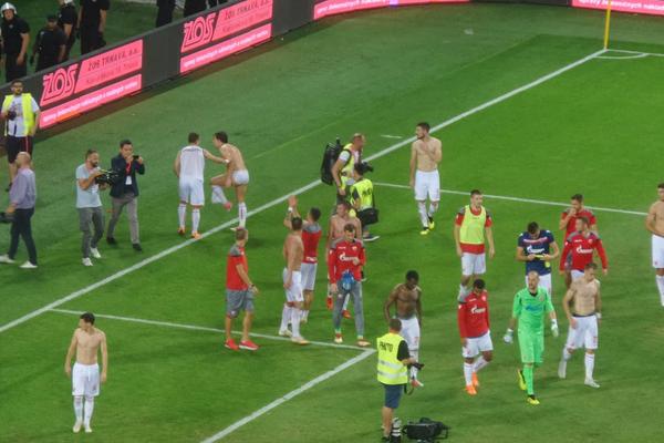 ZVEZDA VEĆ U EVROPI, ALI TEK SADA SLEDI ONO PRAVO! Trnovit je put pored Trnave, ali velikima je mesto u društvu velikih! (FOTO) (VIDEO)