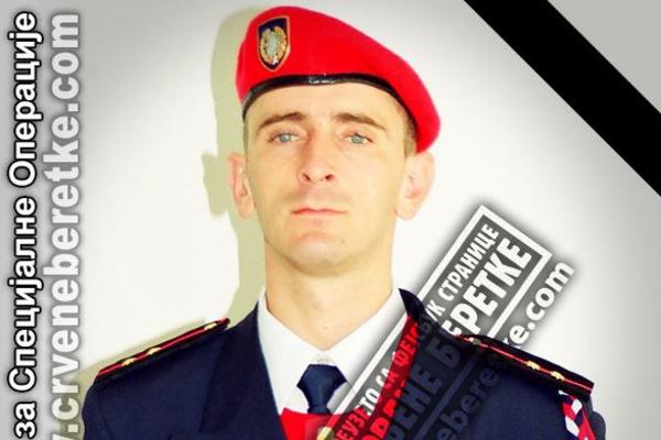 OVO JE ŽELJKO, SRBIN KOG JE UBIO CRNOGORAC: Crvene Beretke tuguju za ubijenim pripadnikom JSO (FOTO)