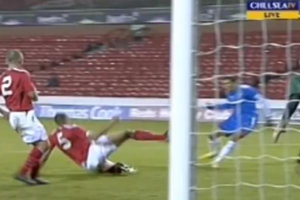 PUČE BOMBA, SRBIJA SE TRESE: Potpisuje bivši fudbaler Čelsija! (FOTO) (VIDEO)