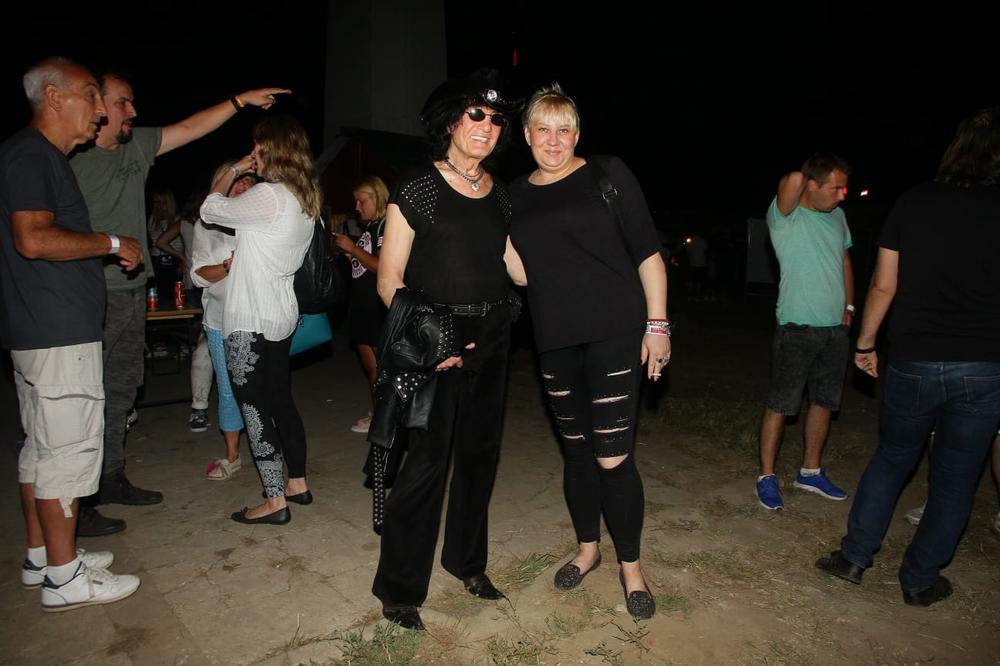 LUDNICA NA BEER FEST-U! Posle 20 godina NELE KARAJLIĆ ponovo osvojio srce publike: Milić Vukašinović došao da podrži doktora!