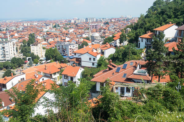 POTPUNO UNIŠTILI SRPSKU KUĆU U PRIZRENU: Oskrnavili čak i IKONU SVETOG ĐORĐA!