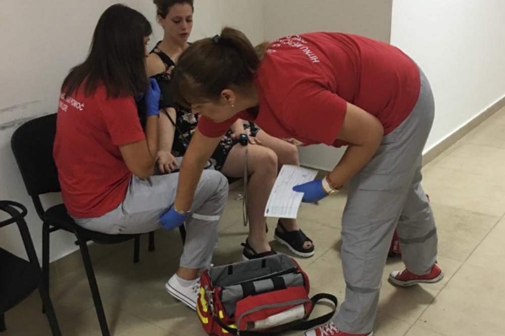 SUDIJA JE ODGURNULA MOJU ĆERKU, A ONDA JE POSLALA U ZATVOR! Sara (20) proživljava pakao u Crnoj Gori, preti joj 5 godina robije! (FOTO)