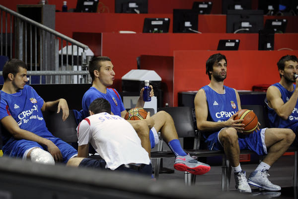 ONI NISU ISPALILI KAO NEKI! Dva NBA asa najavila da igraju za reprezentaciju Srbije krajem leta! (VIDEO)