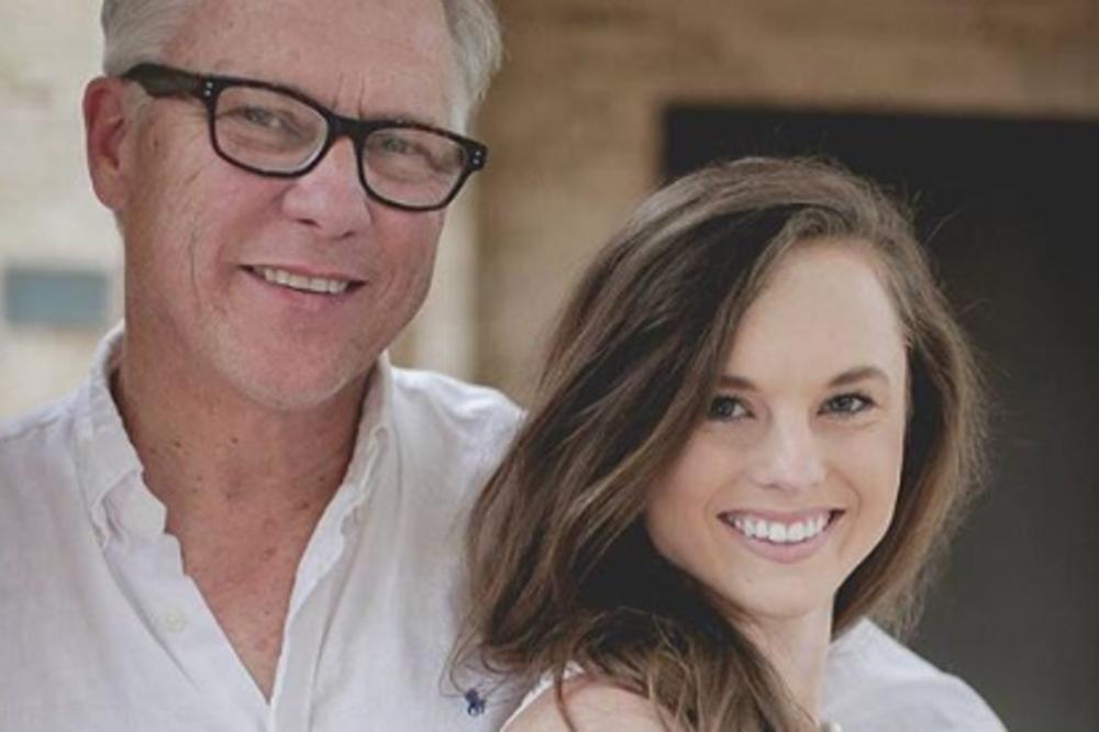 ON MOŽE SVE ŠTO MOGU I MLADI: Svi misle da joj je tata, ali ona sa 25 godina želi samo OVO od starijeg muškarca!