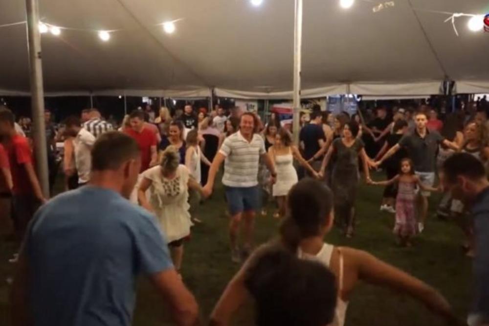 OKUPILI SE SRBI IZ CELE AMERIKE I NAPRAVILI FEŠTU: Zaigrali kolo, a onda je ZAGRMELA JEDNA PESMA I USLEDILO JE LUDILO (VIDEO)